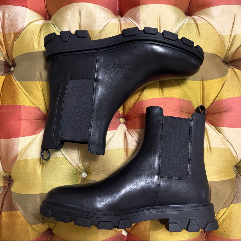 Michael Kors Ridley Chelsea bootie NWT $236 Size 9 - Picture 4 of 12